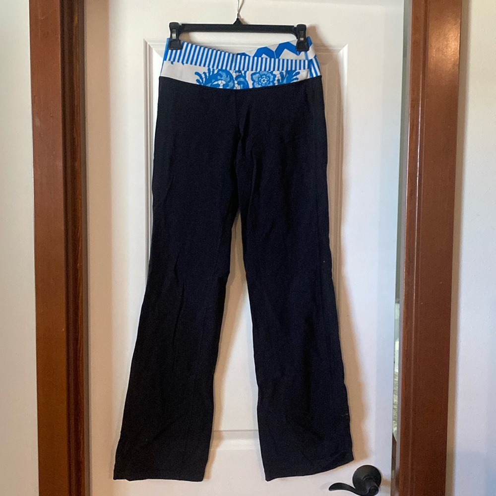 Lulu lemon flare leg yoga pants